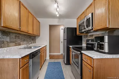 8 North James Street #I, Peekskill, NY 10566 - Photo 9