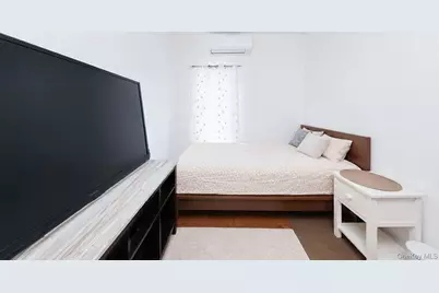 1430 70th Street, Brooklyn, NY 11228 - Photo 31