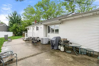 26 Sheridan Street, Old Bethpage, NY 11804 - Photo 23