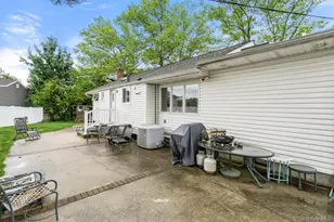 26 Sheridan St, Old Bethpage, NY 11804 - Photo 23
