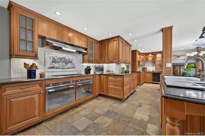 2108 Edge Road, Muttontown, NY 11791 - Photo 13