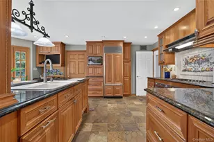 2108 Edge Rd, Muttontown, NY 11791 - Photo 15