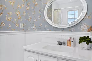 21 Travers St, Manhasset, NY 11030 - Photo 21