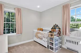 21 Travers St, Manhasset, NY 11030 - Photo 25
