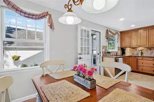 21 Travers St, Manhasset, NY 11030 - Photo 13