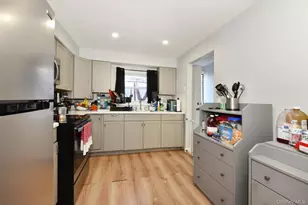10 Miller Ave, Central Islip, NY 11722 - Photo 21