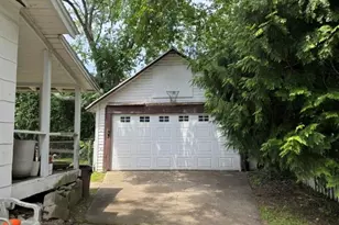 35 Fairview Ave, Port Washington, NY 11050 - Photo 3