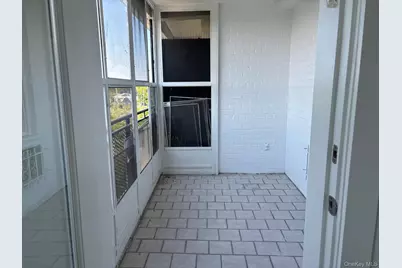 833 Central Avenue #5B, Far Rockaway, NY 11691 - Photo 15