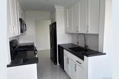 833 Central Avenue #5B, Far Rockaway, NY 11691 - Photo 7