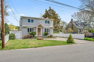 408 N Broome Ave, Lindenhurst, NY 11757 - Photo 3