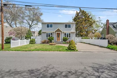 408 N Broome Avenue, Lindenhurst, NY 11757 - Photo 1