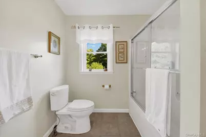 68 Bolton Avenue, White Plains, NY 10605 - Photo 19