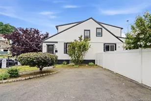 172 Crescent Pl, Yonkers, NY 10704 - Photo 1
