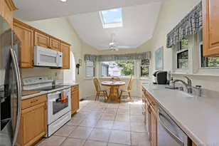 191 Horse Shoe Cir, Ossining, NY 10562 - Photo 11