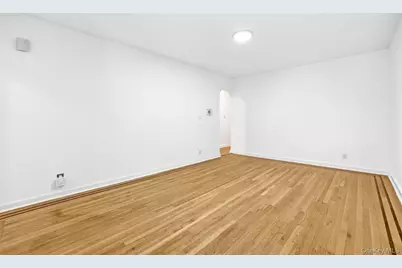 4223 Digney Avenue, Bronx, NY 10466 - Photo 11