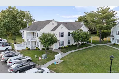 80 Fairview Circle, Middle Island, NY 11953 - Photo 17