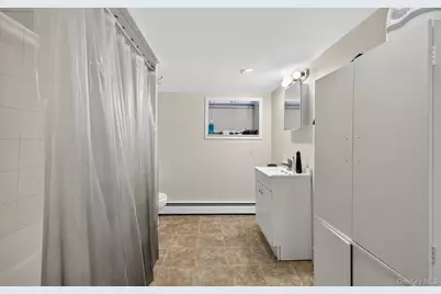 10 Otsego Avenue, Dix Hills, NY 11746 - Photo 29