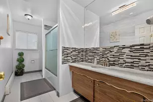 10 Otsego Ave, Dix Hills, NY 11746 - Photo 19