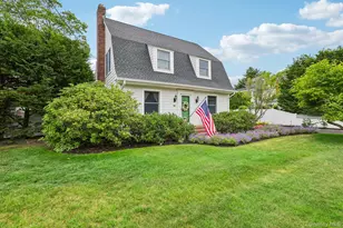 10 Boyd Ave, Bay Shore, NY 11706 - Photo 3