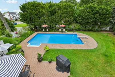 10 Boyd Avenue, Bay Shore, NY 11706 - Photo 27