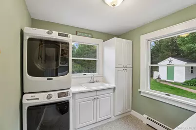10 Boyd Avenue, Bay Shore, NY 11706 - Photo 13