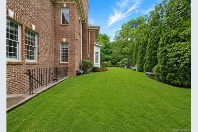 6 Boxwood Way, Manhasset, NY 11030 - Photo 45