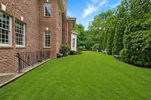 6 Boxwood Way, Manhasset, NY 11030 - Photo 45
