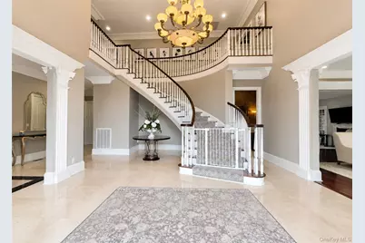 6 Boxwood Way, Manhasset, NY 11030 - Photo 3