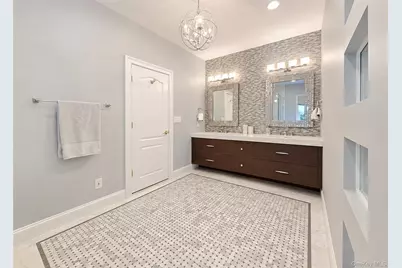 6 Boxwood Way, Manhasset, NY 11030 - Photo 19
