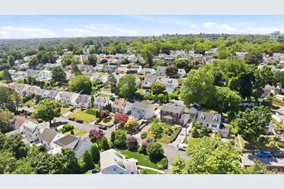 115 Young Avenue, Yonkers, NY 10710 - Photo 31