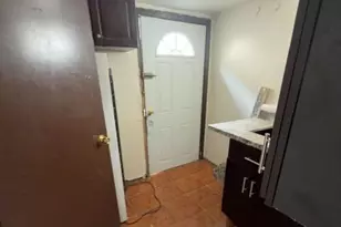 179-26 142nd Ave, Jamaica, NY 11434 - Photo 19