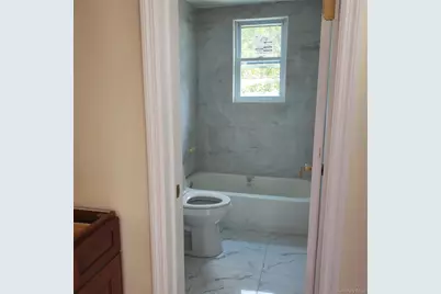107-07 157th Street, Jamaica, NY 11433 - Photo 5