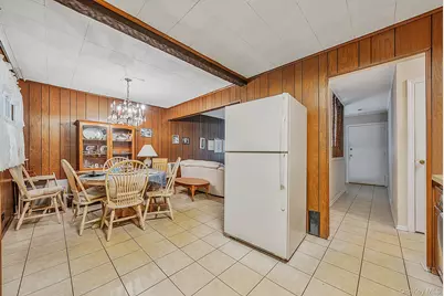 107 W Walnut Street, Farmingdale, NY 11735 - Photo 9