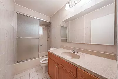 107 W Walnut Street, Farmingdale, NY 11735 - Photo 13