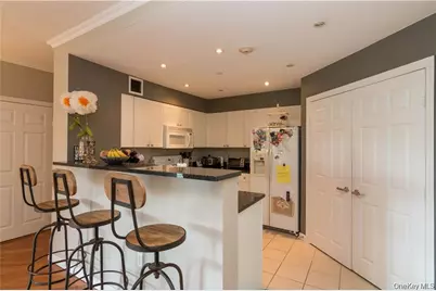 300 Mamaroneck Avenue #334, White Plains, NY 10605 - Photo 11