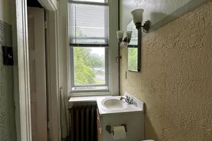 16 Broad St, New Windsor, NY 12553 - Photo 5