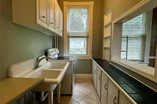 16 Broad St, New Windsor, NY 12553 - Photo 9