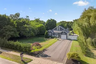 17 Woodlawn Ave, East Moriches, NY 11940 - Photo 39
