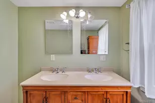 46 Walter Ave, Hicksville, NY 11801 - Photo 21
