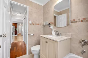 6 W Mill Dr, Great Neck, NY 11021 - Photo 15