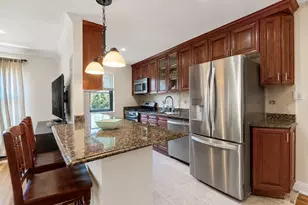6 W Mill Dr, Great Neck, NY 11021 - Photo 9