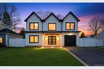 26 Fieldstone Drive, Syosset, NY 11791 - Photo 1