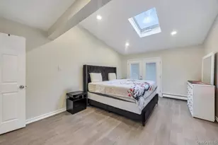 119 Scooter Ln, Hicksville, NY 11801 - Photo 21