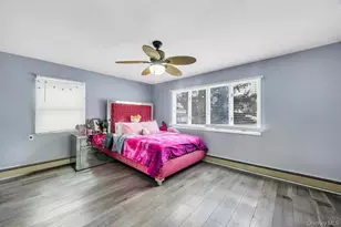 119 Scooter Ln, Hicksville, NY 11801 - Photo 29