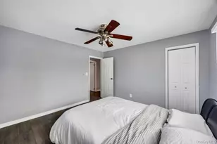 119 Scooter Ln, Hicksville, NY 11801 - Photo 25
