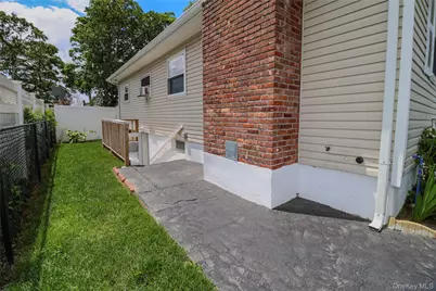 23 Peters Boulevard, Central Islip, NY 11722 - Photo 15
