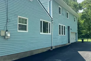 754 Locksley Rd, Yorktown Heights, NY 10598 - Photo 3