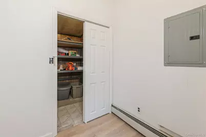 26 Huxley Lane, Ronkonkoma, NY 11779 - Photo 21