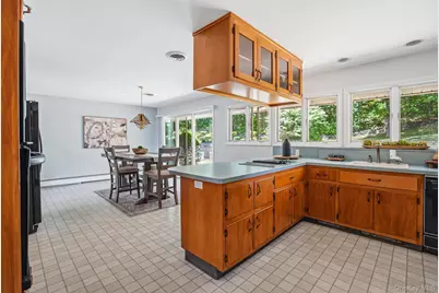 21 Vail Road, Poughkeepsie, NY 12603 - Photo 11