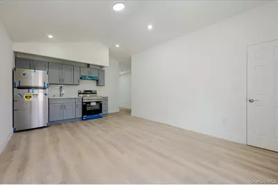 3039 Young Avenue, Bronx, NY 10469 - Photo 15